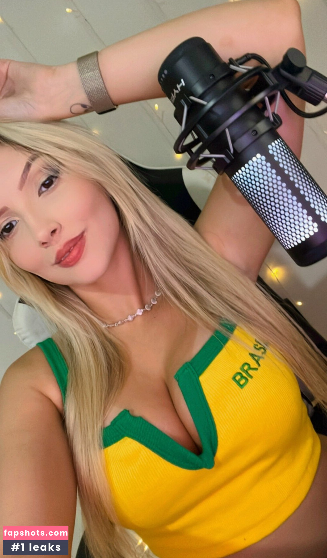 Isa Sudati gallery photo #41