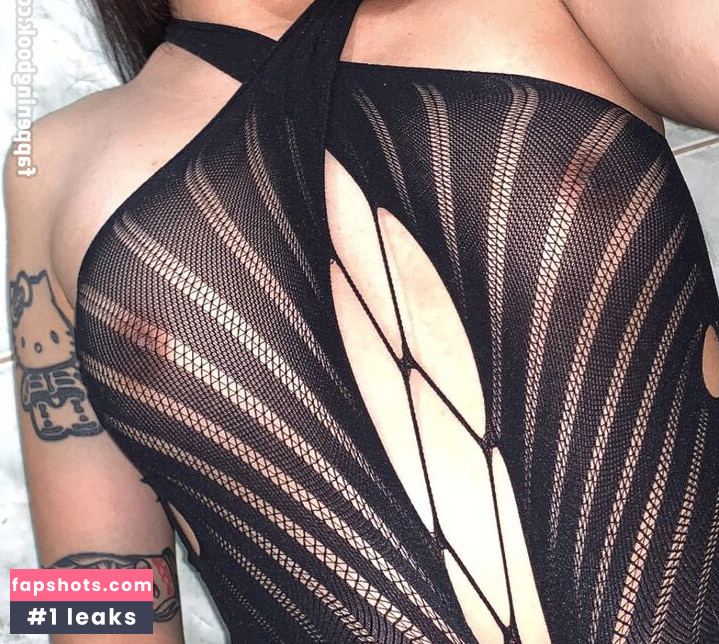 isaaszx nude babe gallery