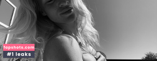 Isabel ditlevsen Nude Leaks OnlyFans - Fapshots