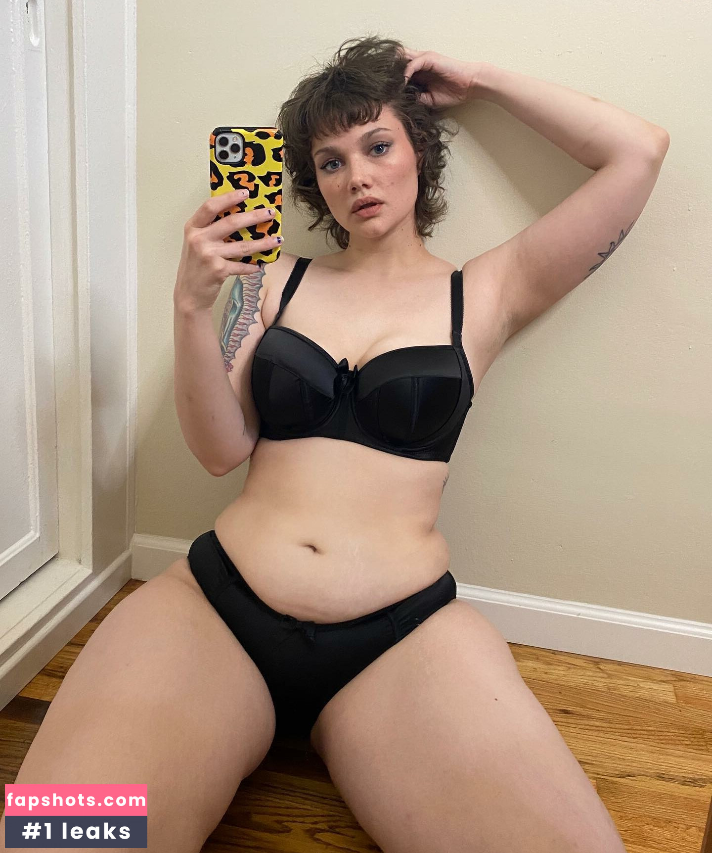 Isabel Hendrix gallery photo #6