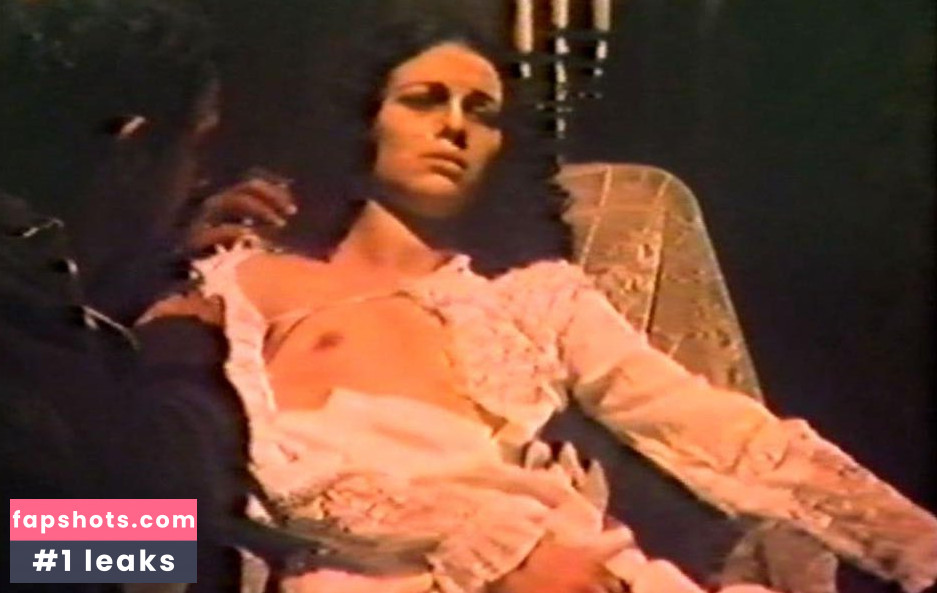 Isabel Mestres gallery photo #6