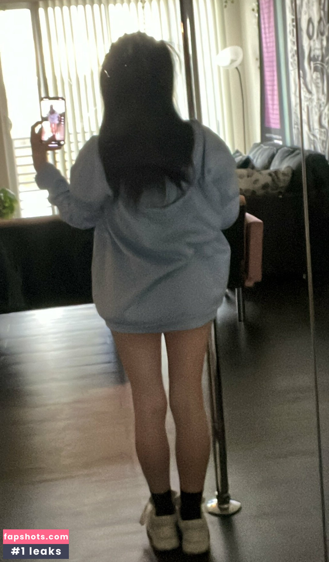 Isabel Valdez gallery photo #102