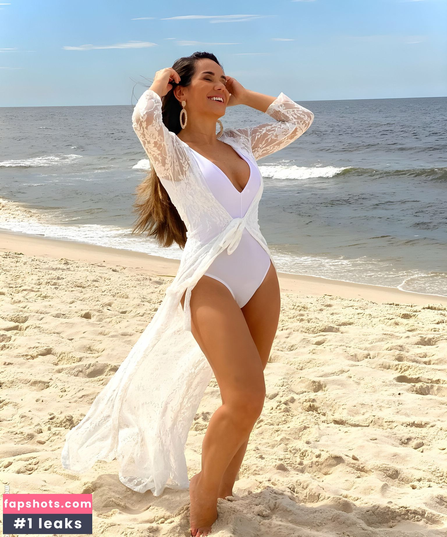 Isabele Benito Nude Leaks OnlyFans Photos #13 - LeakJerk