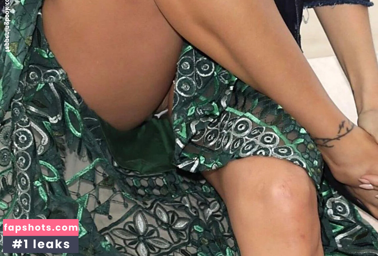 Isabeli Fontana Nahé úniky fotek pouze od fanoušků #18 - Fapshots