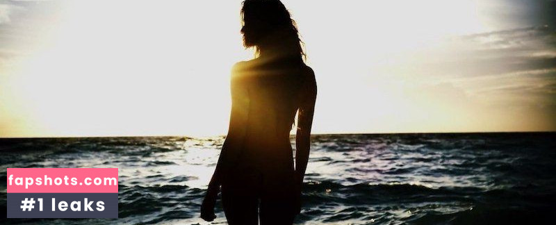 Isabeli Fontana Filtración Desnuda OnlyFans Foto #235 - Fapshots