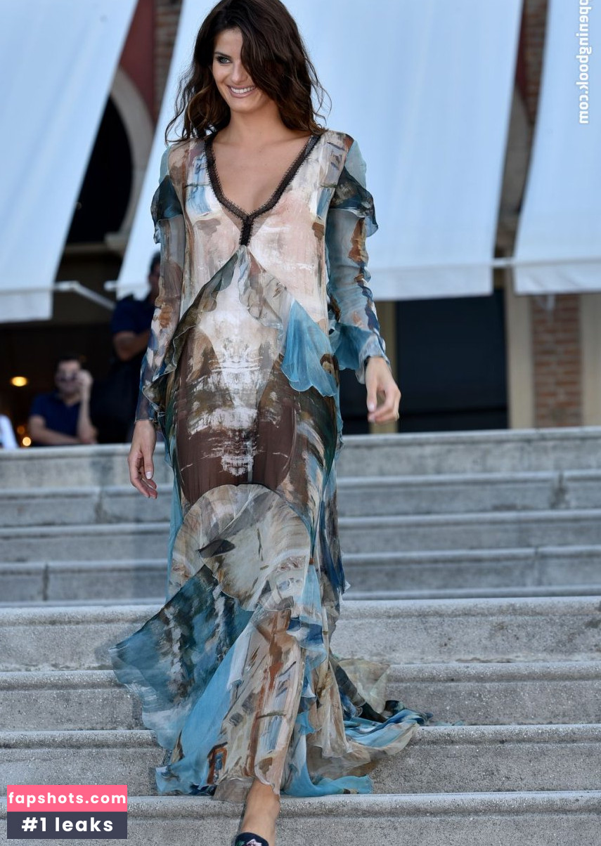 Isabeli Fontana Filtración Desnuda OnlyFans Foto #404 - Fapshots