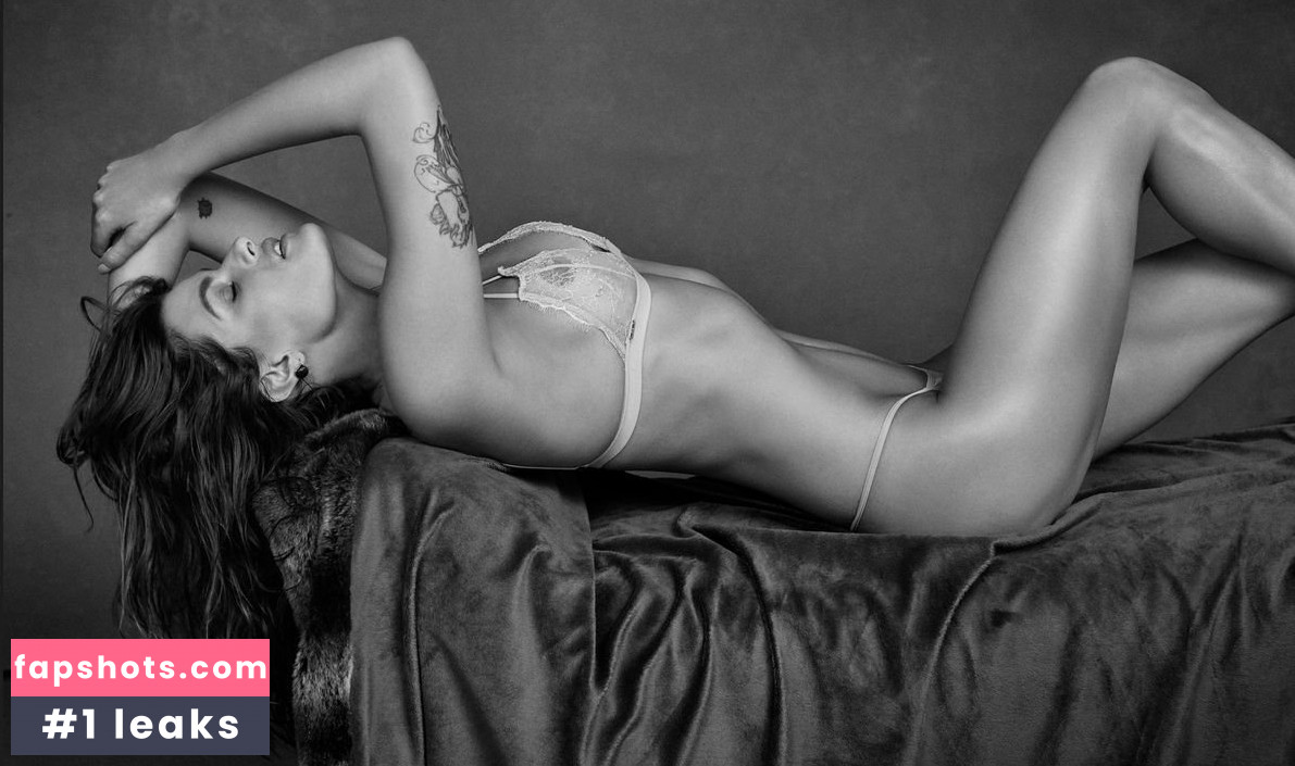 Isabeli Fontana Filtración Desnuda OnlyFans Foto #418 - Fapshots