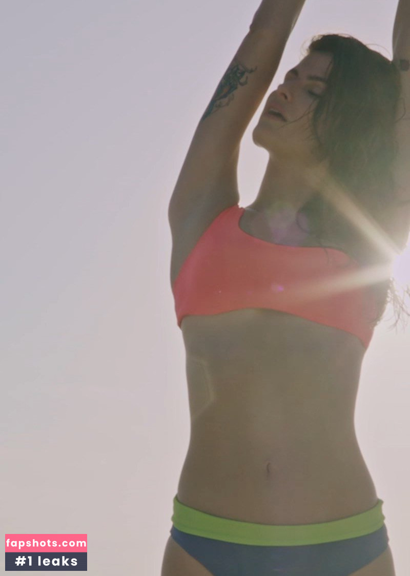 Isabeli Fontana Filtración Desnuda OnlyFans Foto #426 - Fapshots