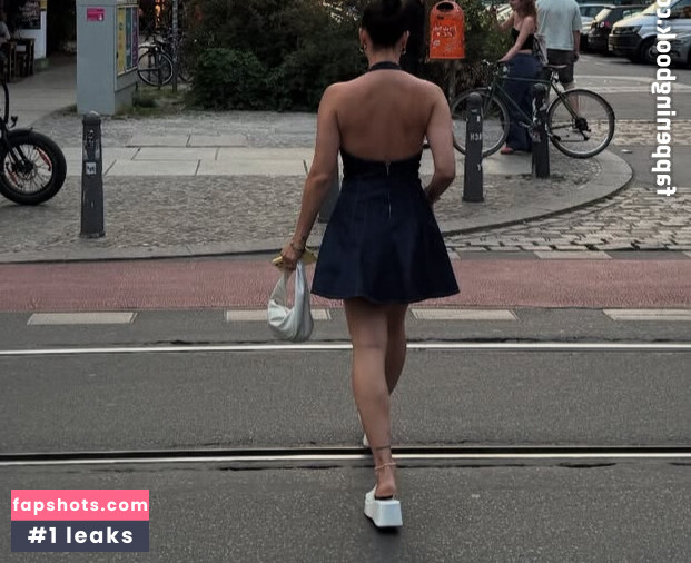 Isabell Böttger nude babe gallery