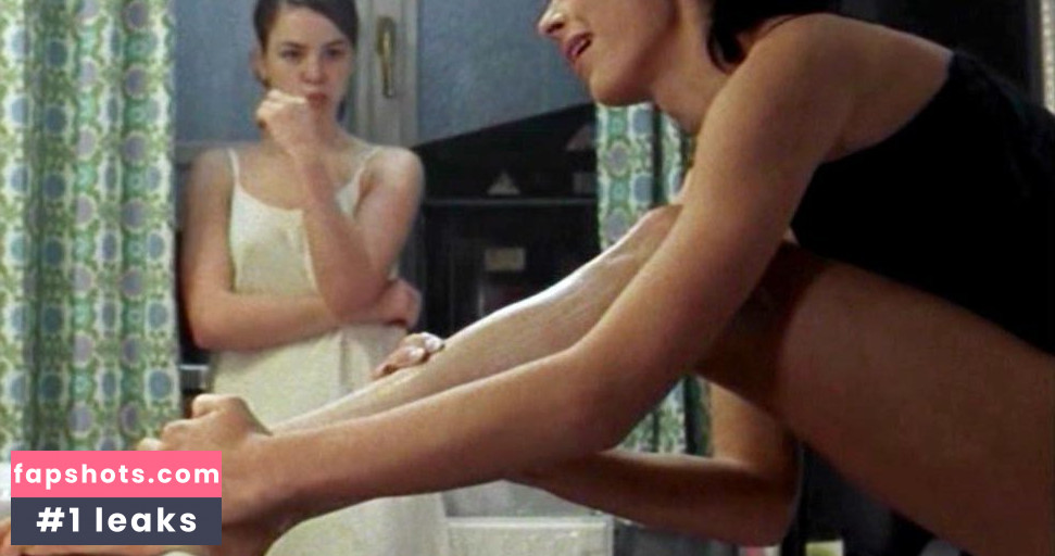 Isabell Gerschke gallery photo #18