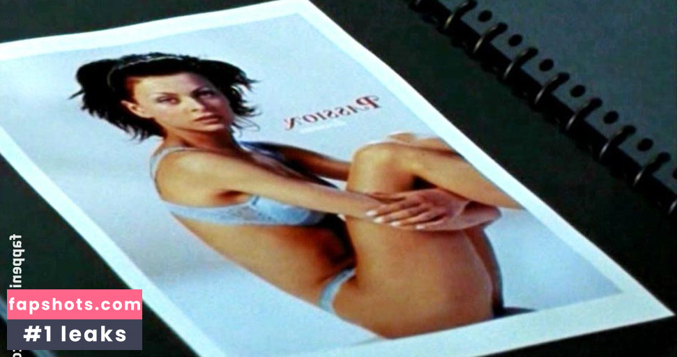 Isabell Gerschke gallery photo #19