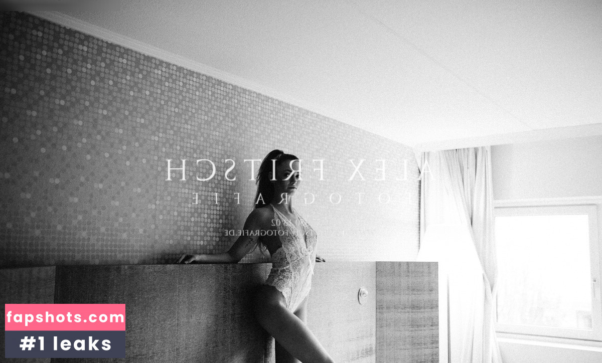 Isabell Malavasi Nude Leaks OnlyFans Photos #14 - LeakJerk