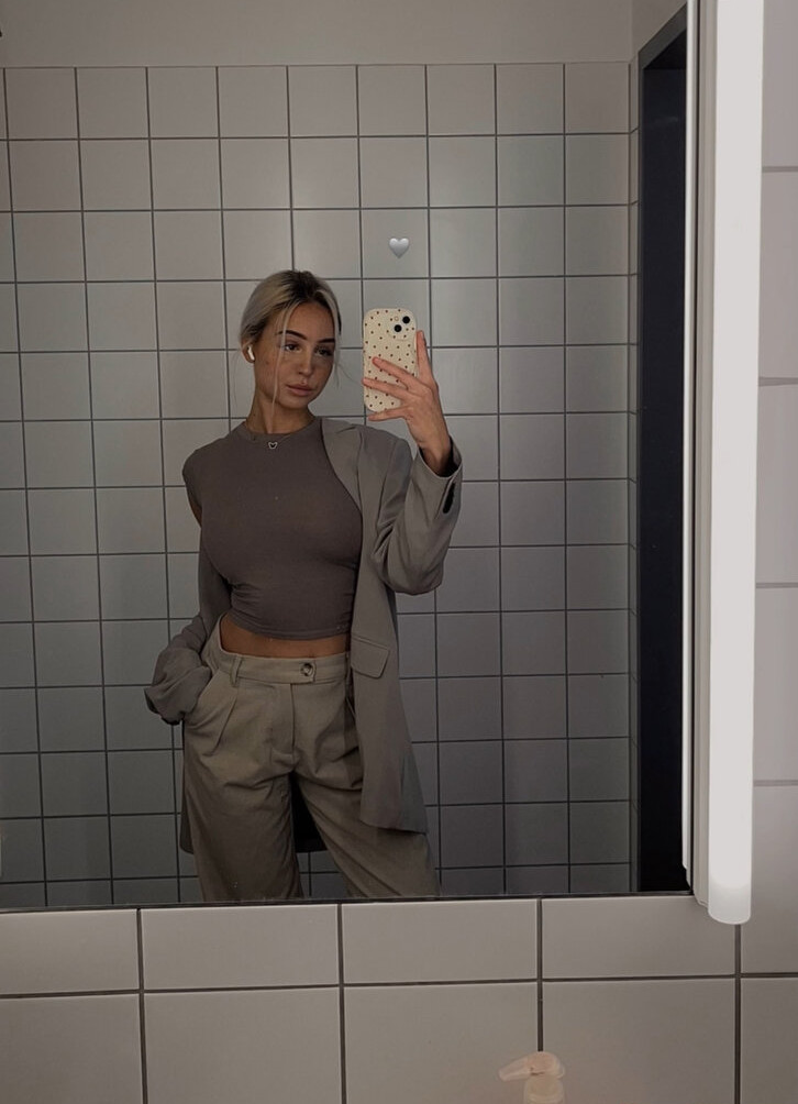 isabell-teutloff Nude Leaks OnlyFans - Fapshots