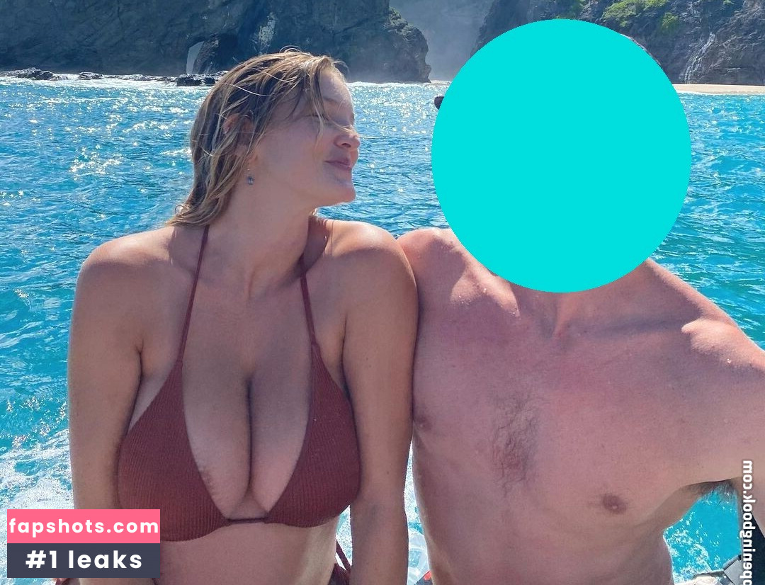 Isabella Abell gallery photo #32