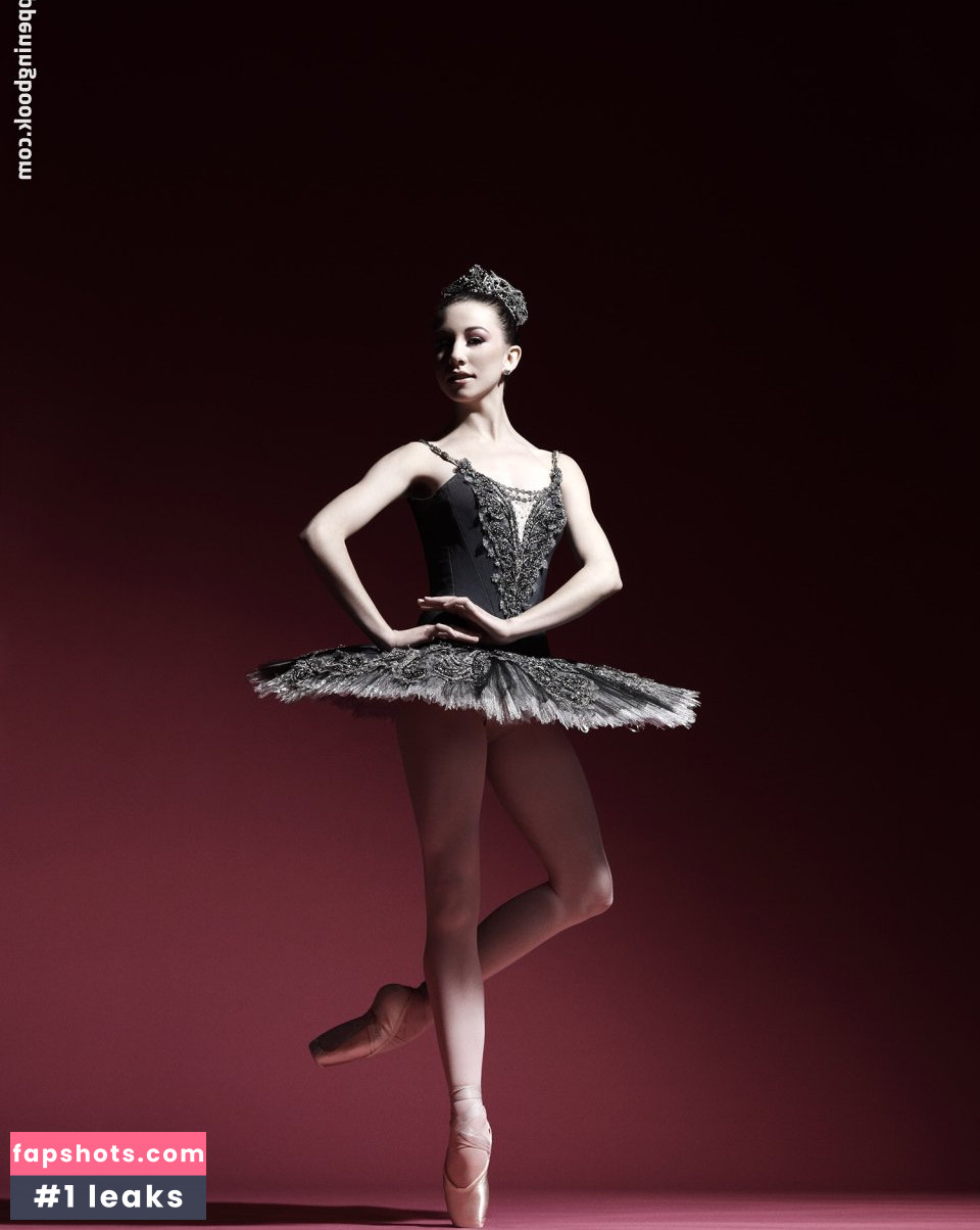 Isabella Boylston gallery photo #4