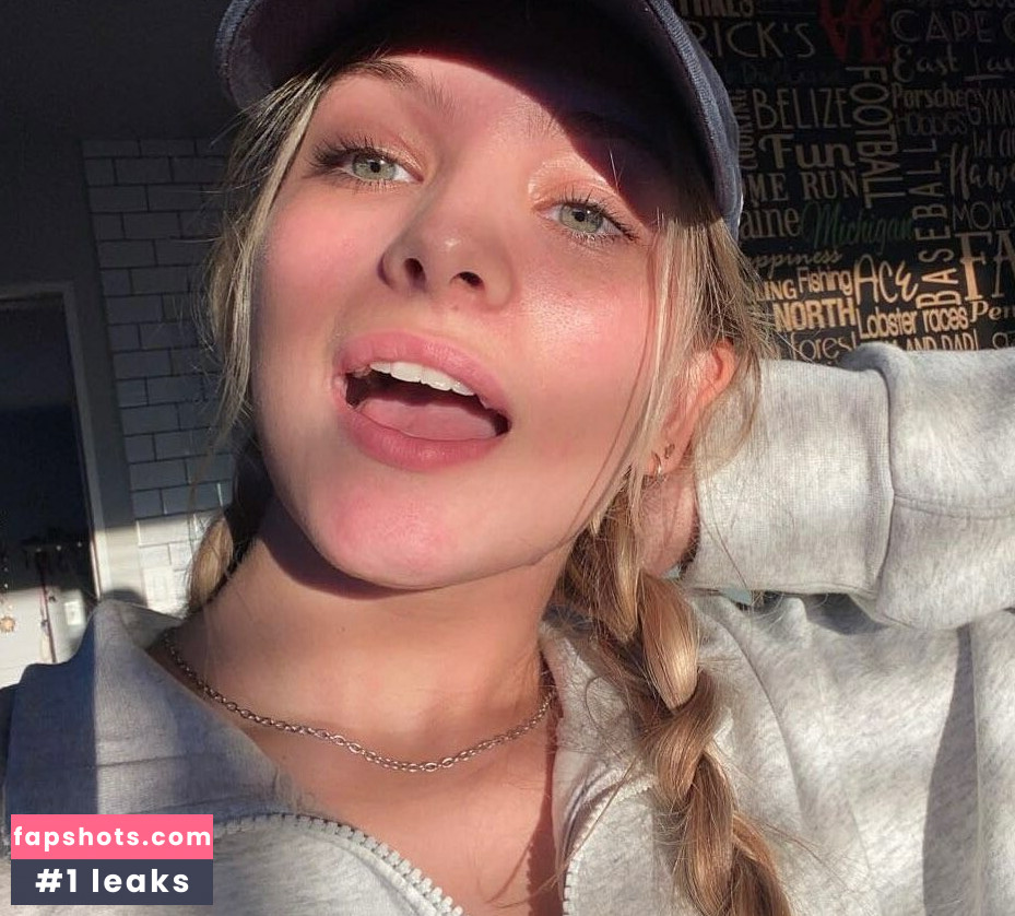 Isabella DuCharme gallery photo #11