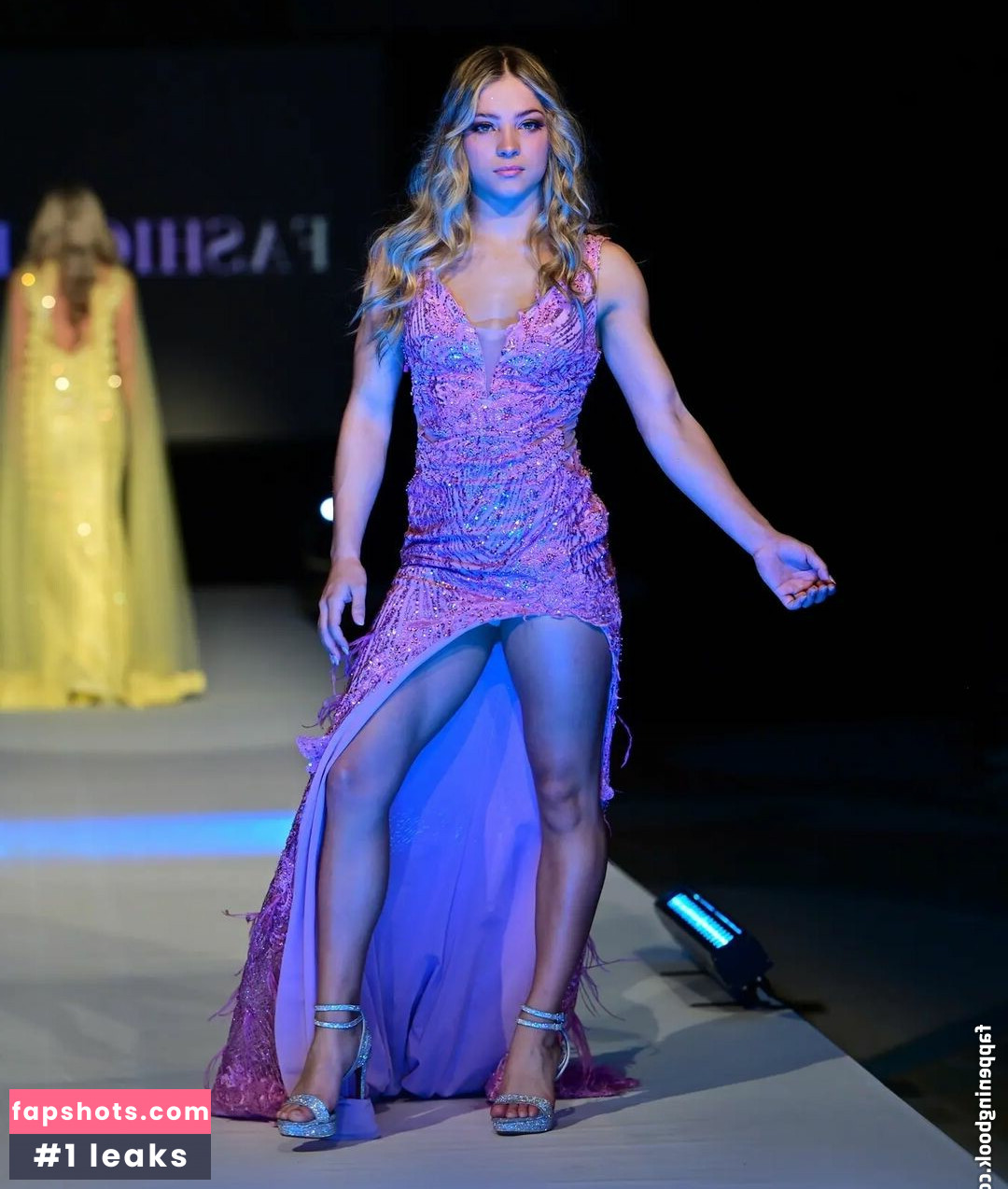 Isabella DuCharme gallery photo #36