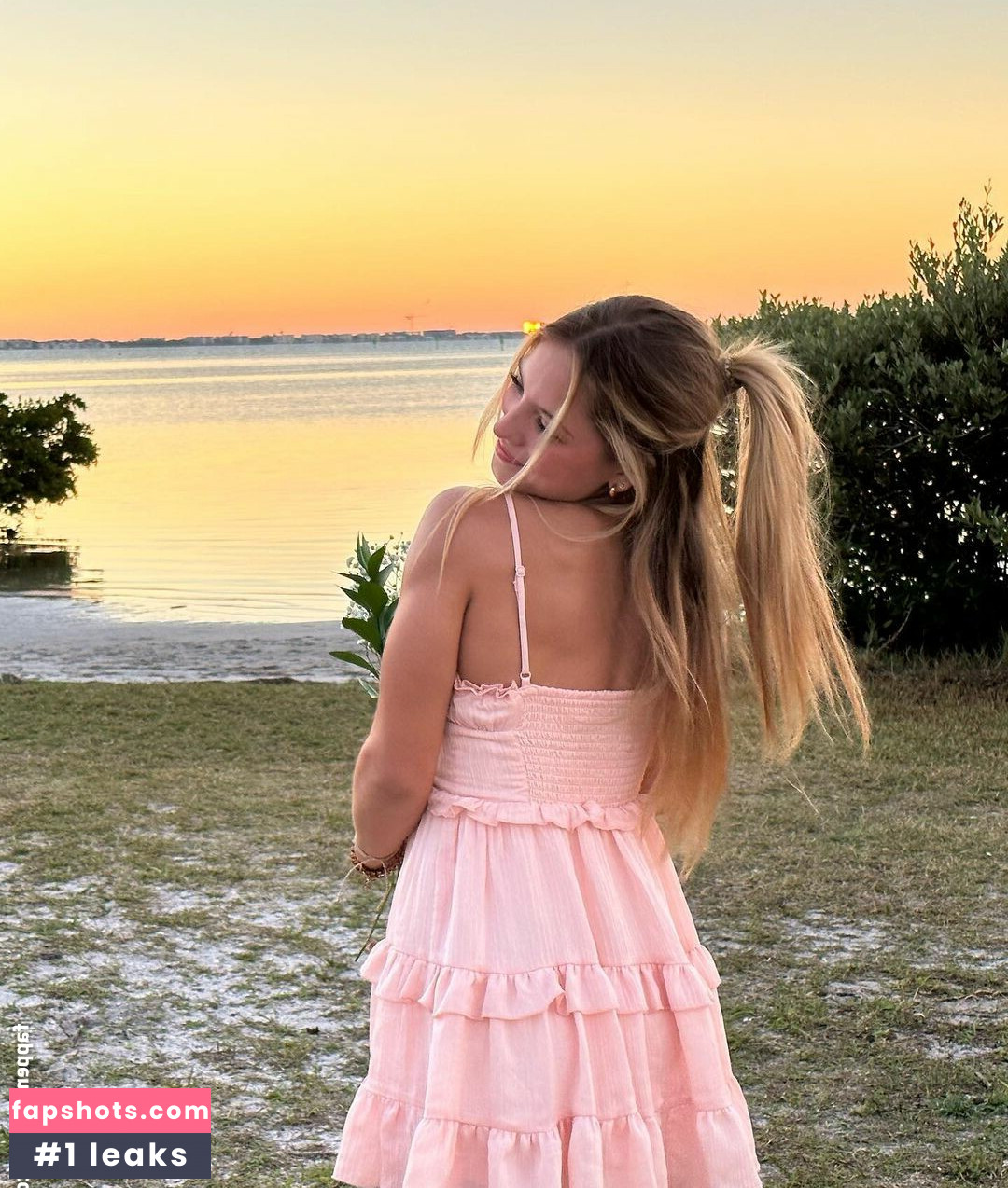 Isabella DuCharme gallery photo #5