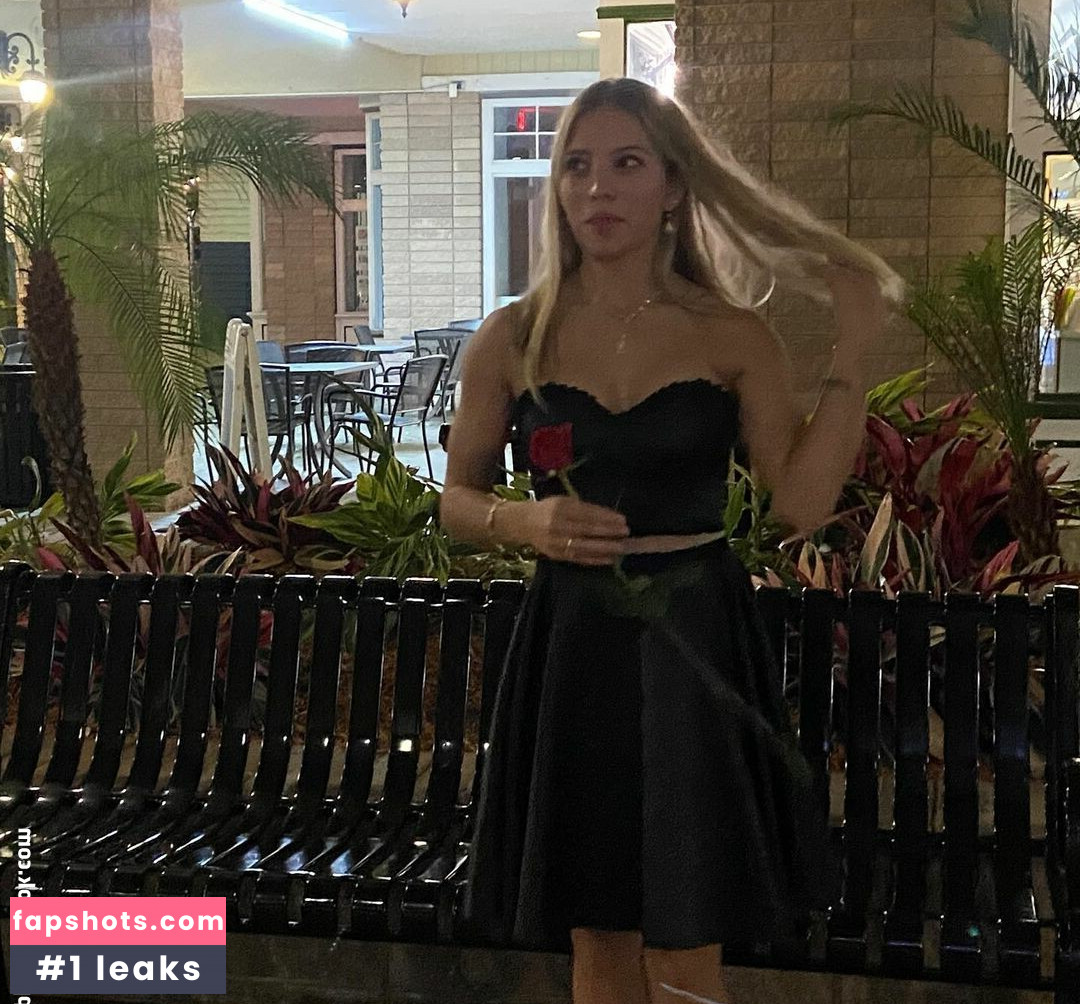 Isabella DuCharme gallery photo #49