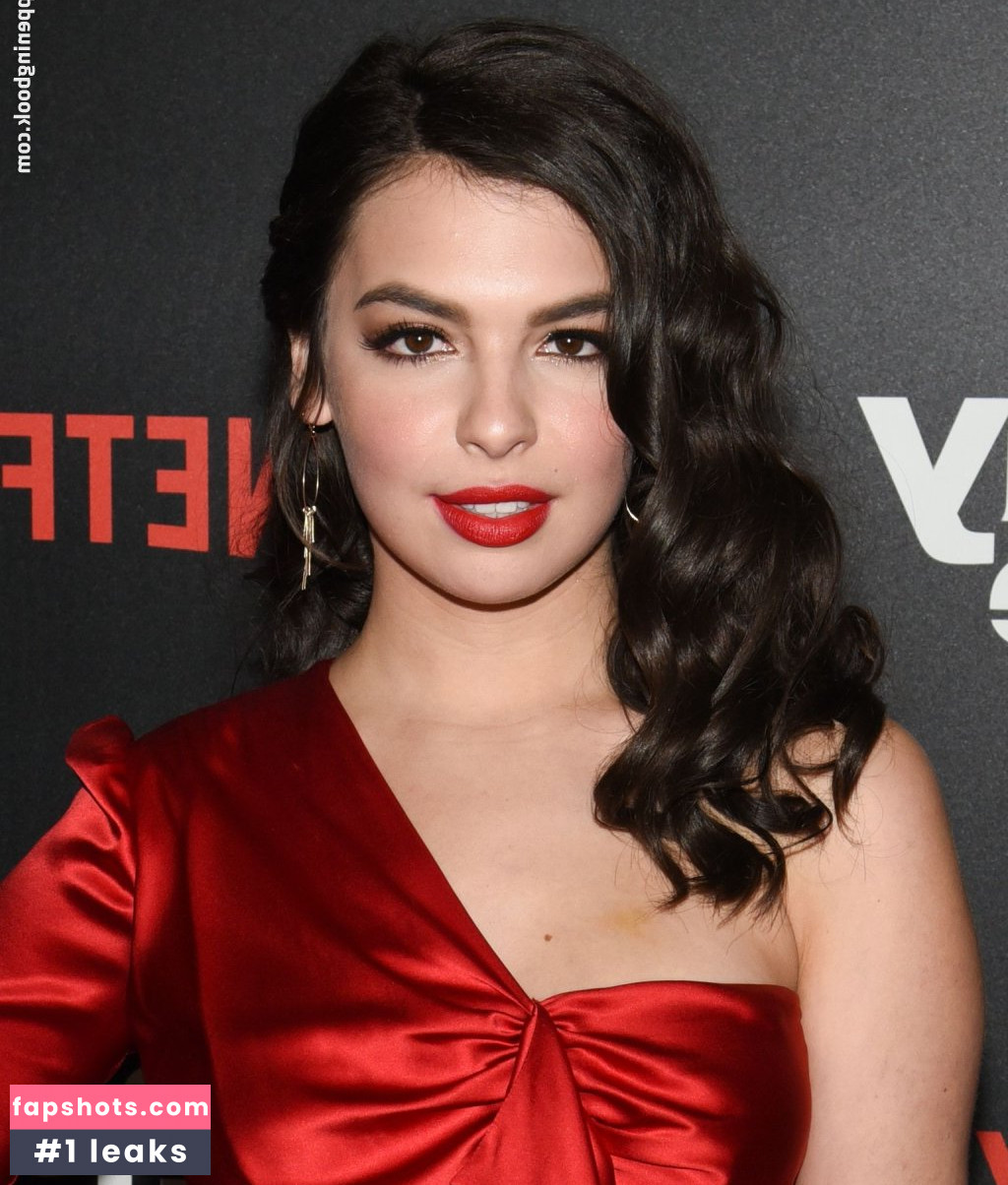 Isabella Gomez Nude Leaks OnlyFans Photos #127 - LeakJerk