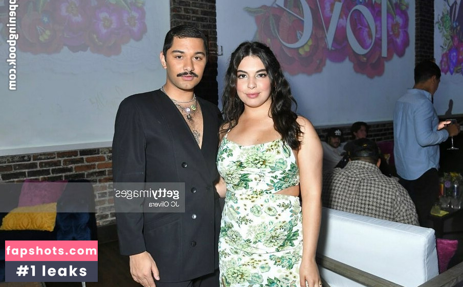 Isabella Gomez Nude Leaks OnlyFans Photos #38 - LeakJerk