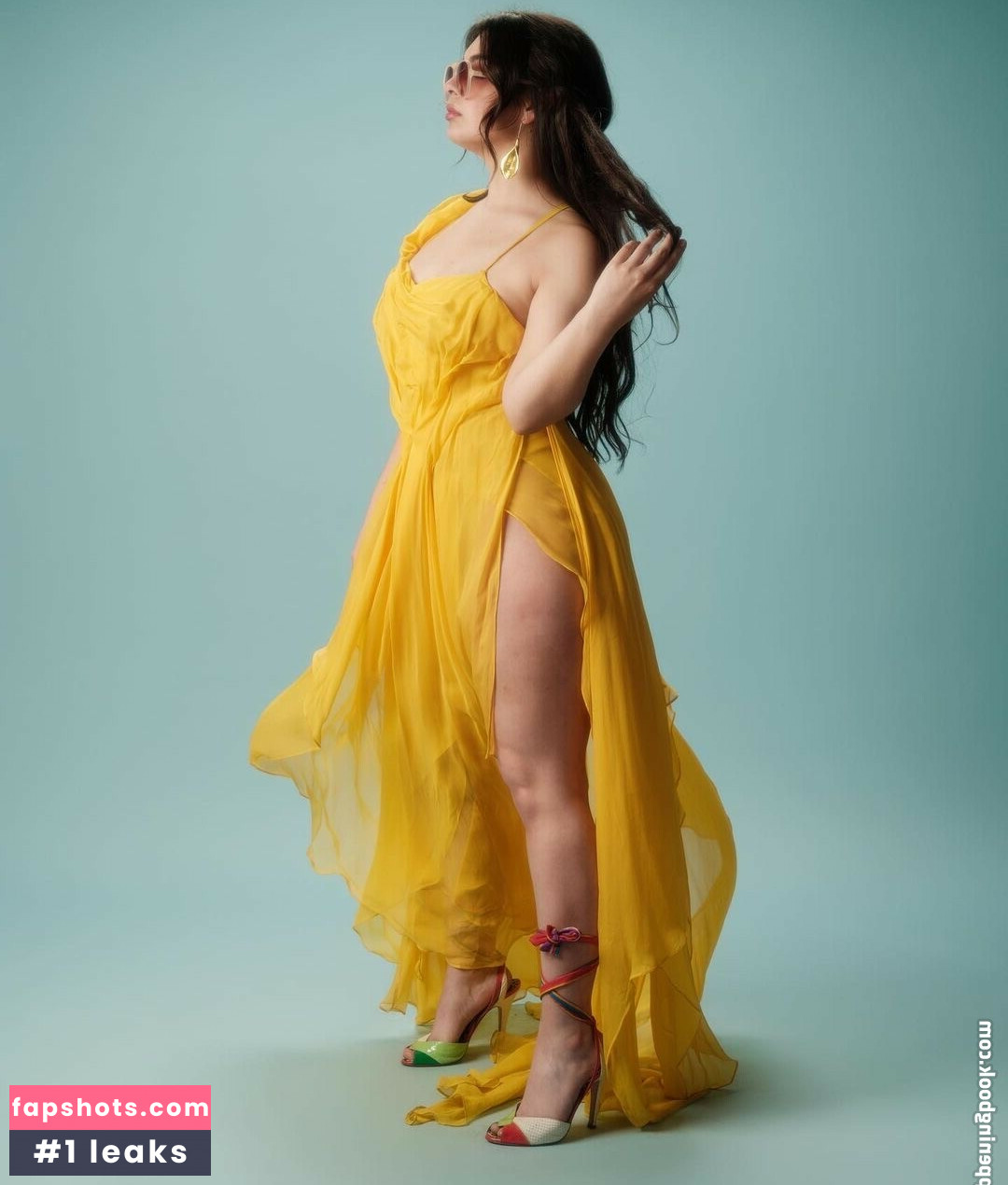 Isabella Gomez Nude Leaks OnlyFans Photos #41 - LeakJerk