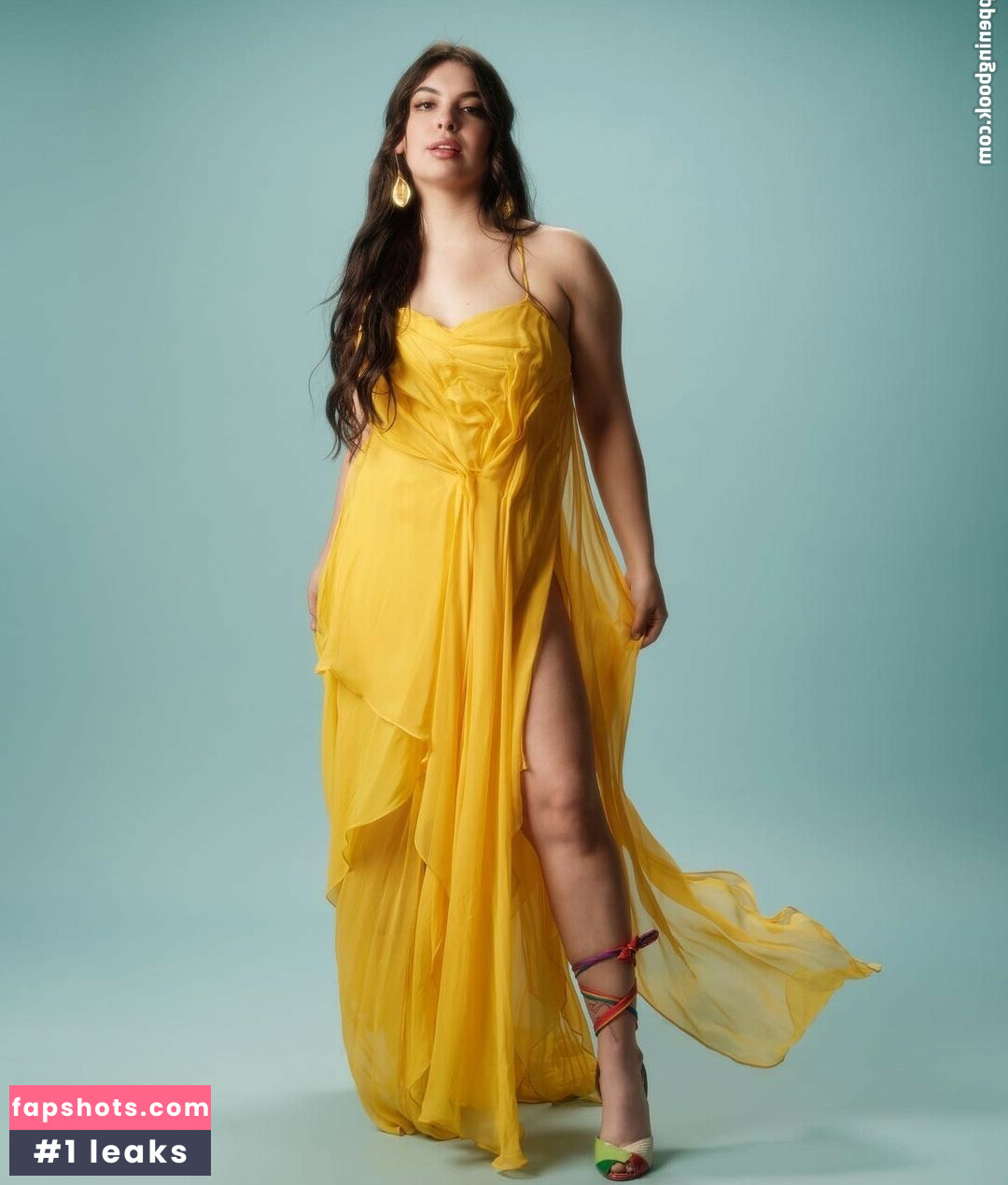 Isabella Gomez Nude Leaks OnlyFans Photos #42 - LeakJerk