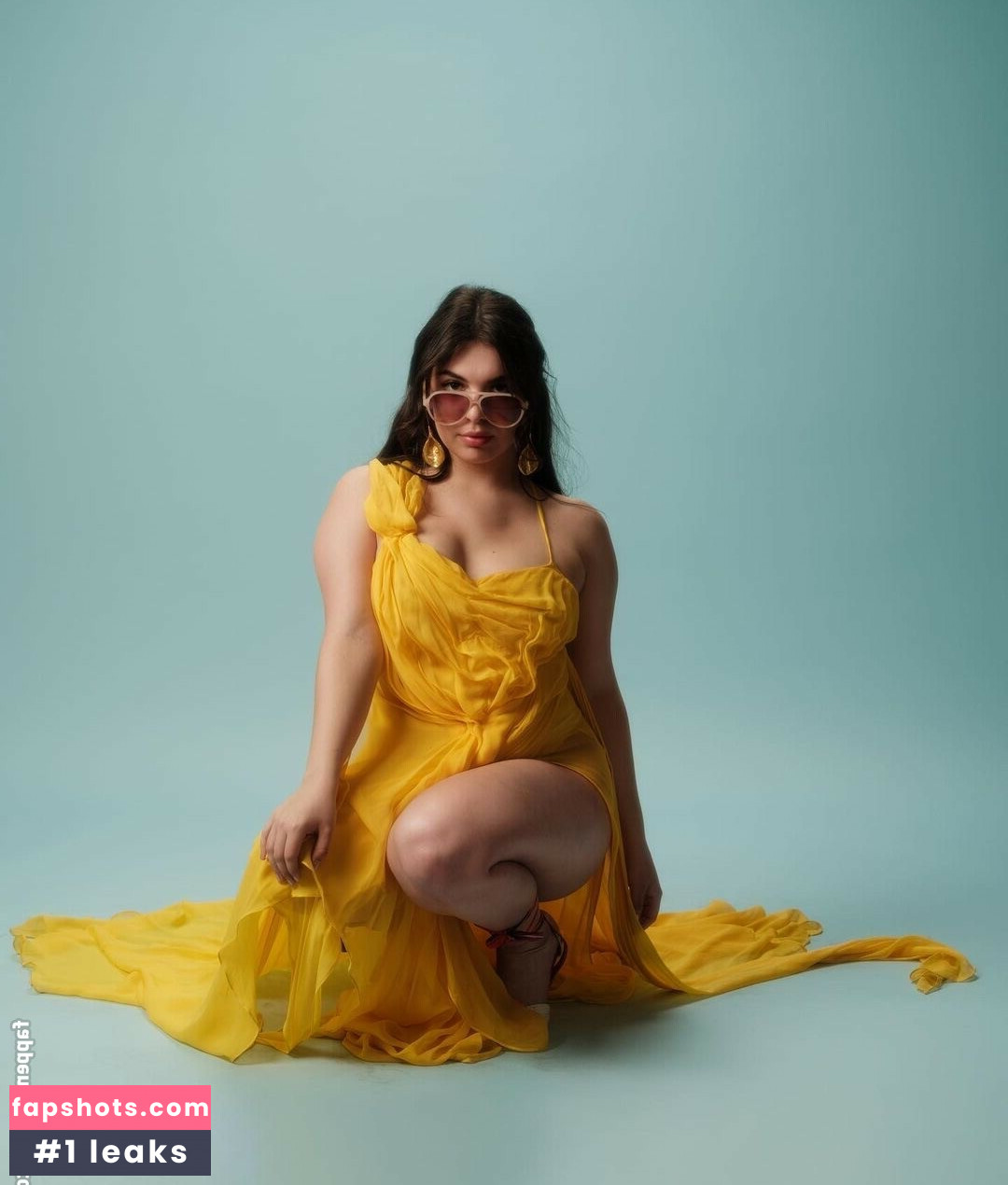 Isabella Gomez Nude Leaks OnlyFans Photos #43 - LeakJerk