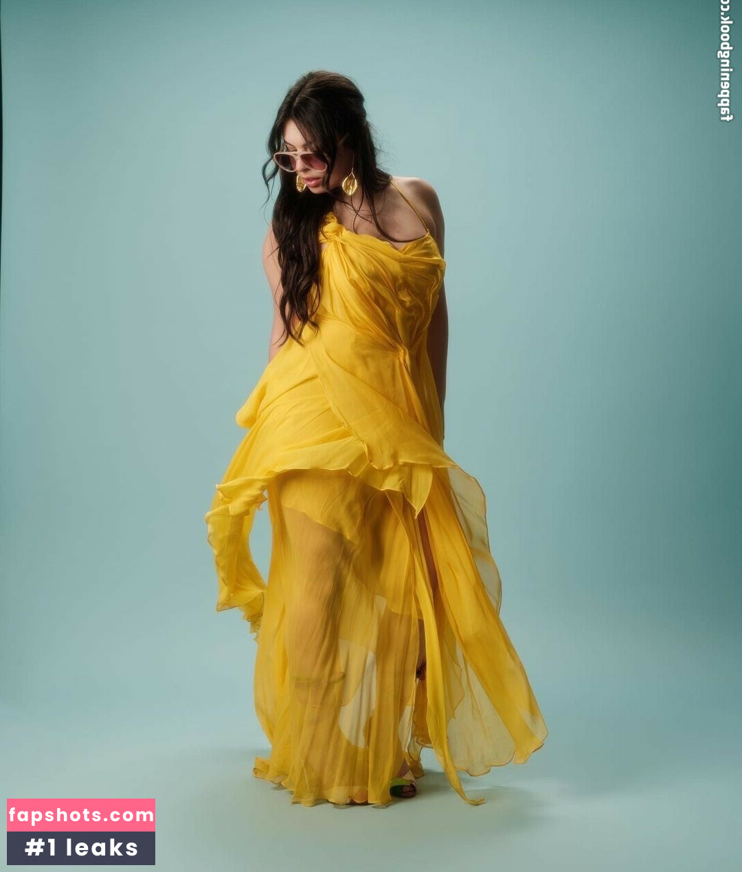 Isabella Gomez Nude Leaks OnlyFans Photos #44 - LeakJerk