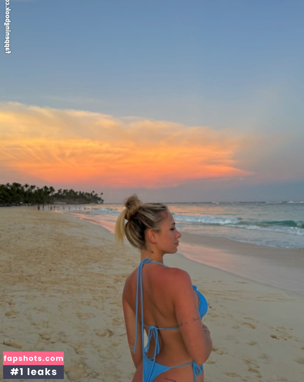 Isabella.Honey gallery photo #3