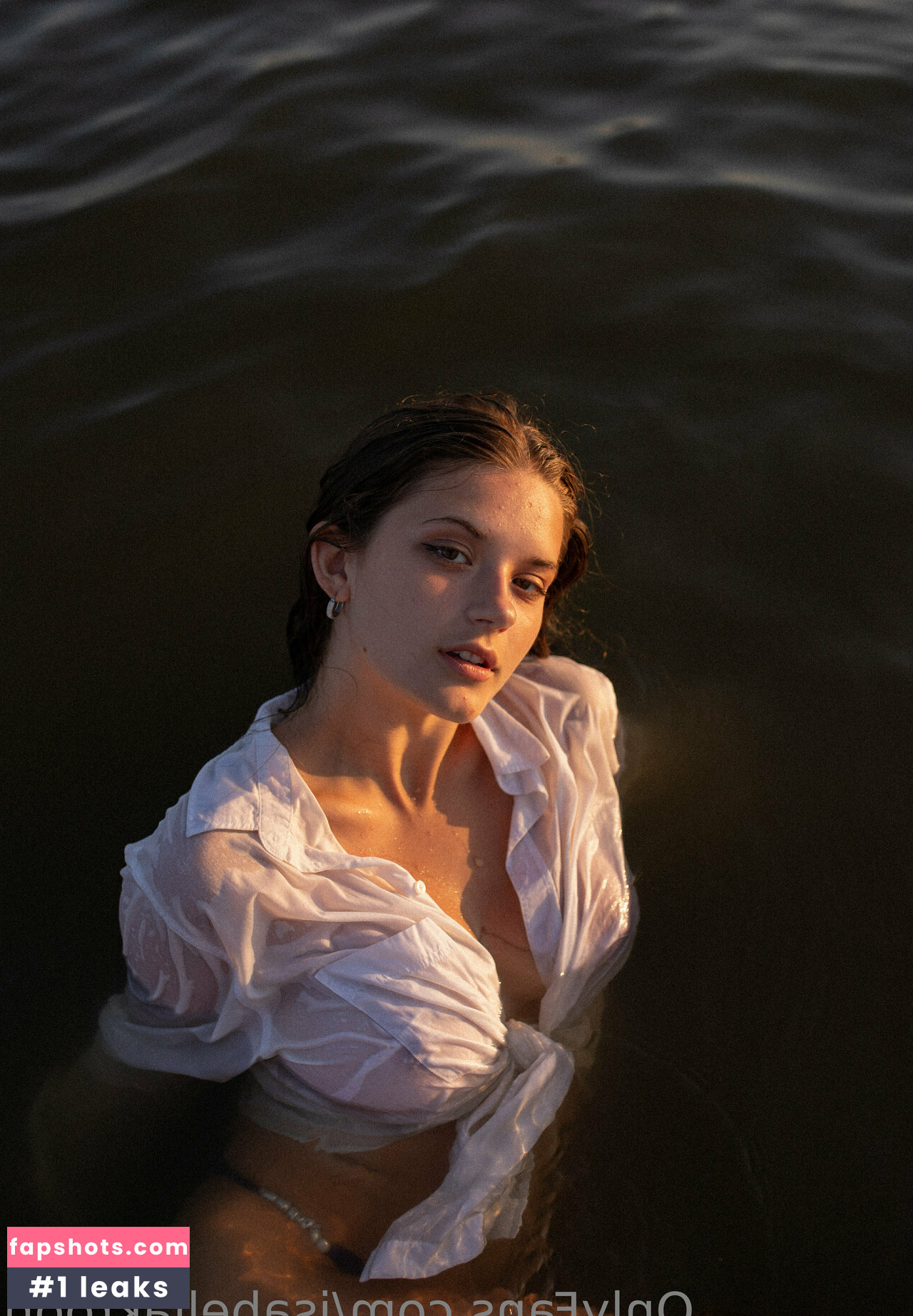 Isabella Kroon gallery photo #16