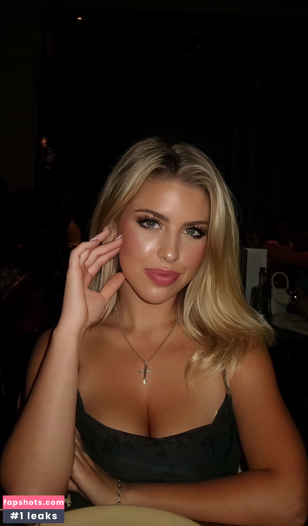 Isabella Maria DeLuca gallery photo #2