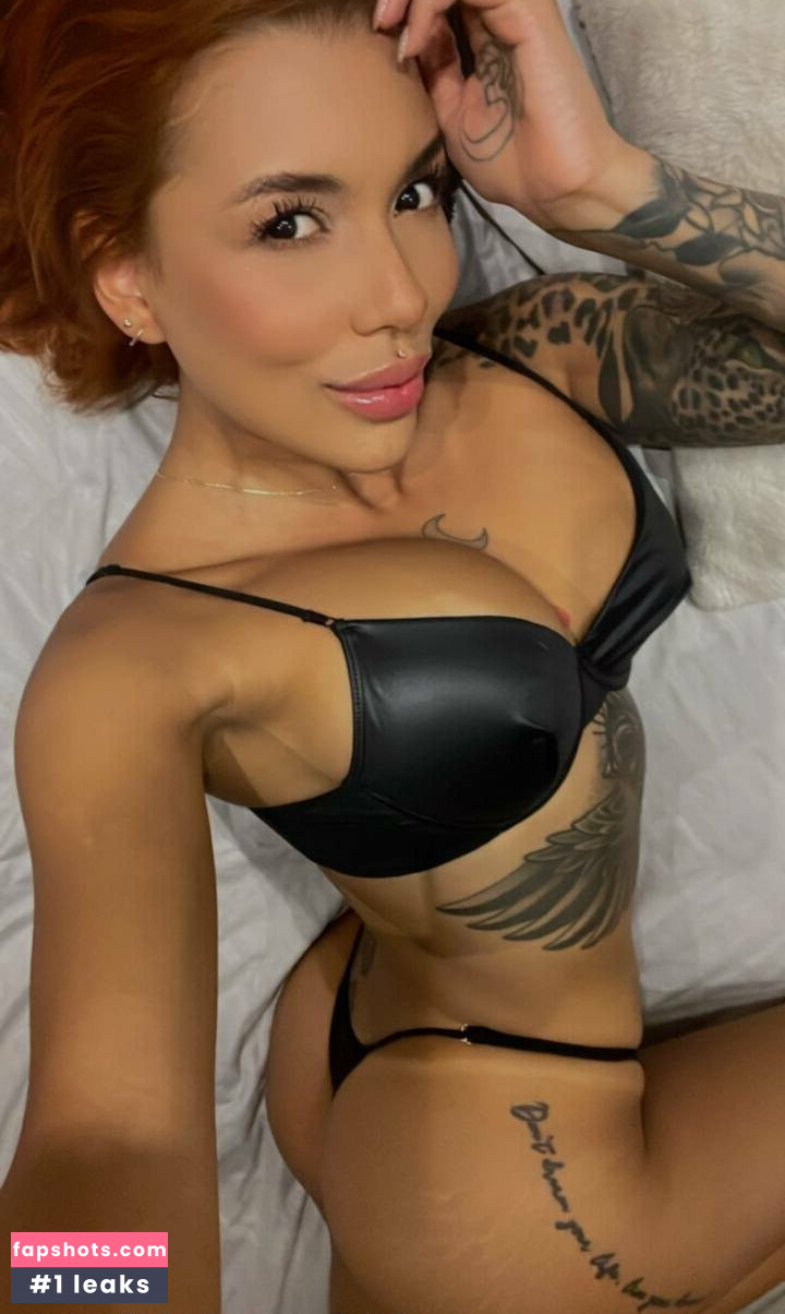 Isabella Nourie Nude Leaks OnlyFans Photos #8 - LeakJerk