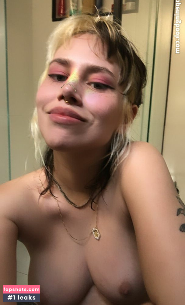 Isabella_pizi Nude Leaks OnlyFans Photos #5 - LeakJerk