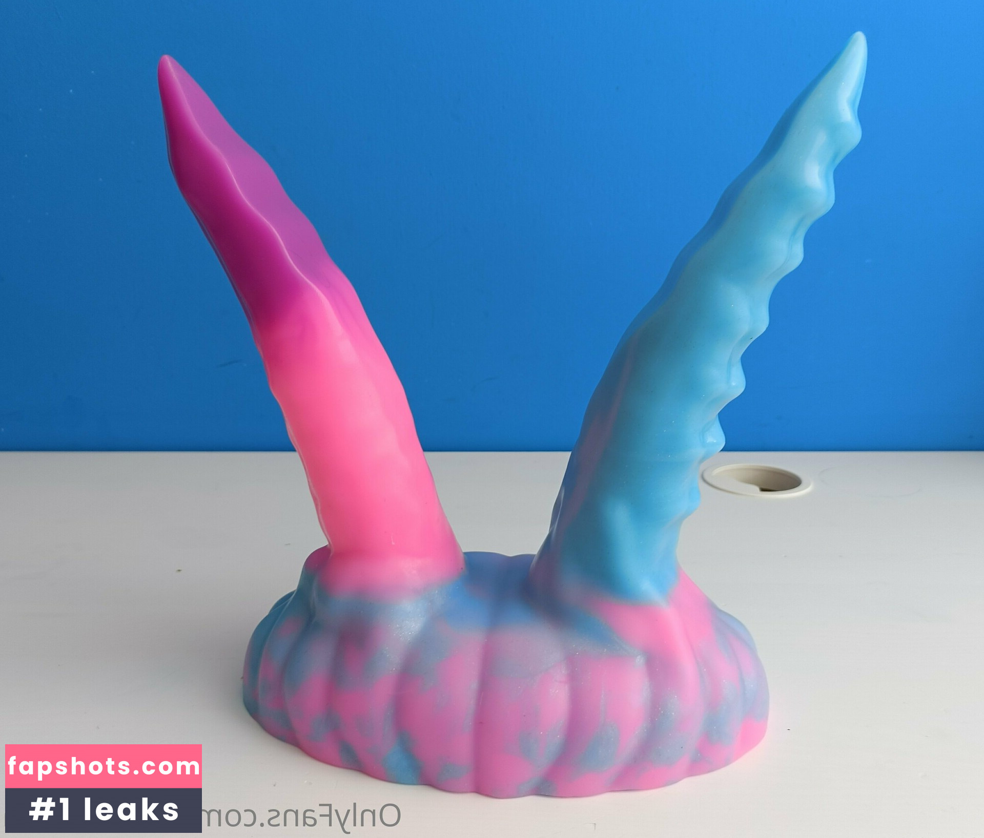 isabellaboth gallery photo #8