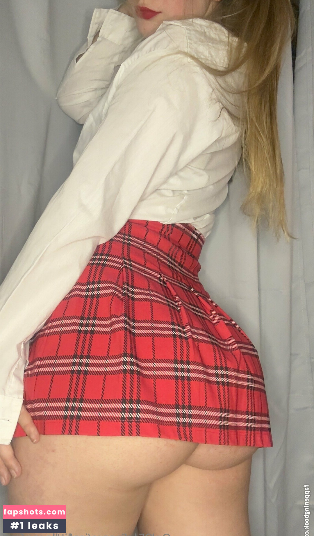 isabellasanford gallery photo #3