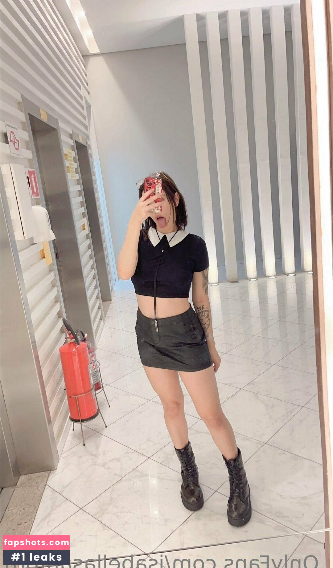 isabellasanford gallery photo #68