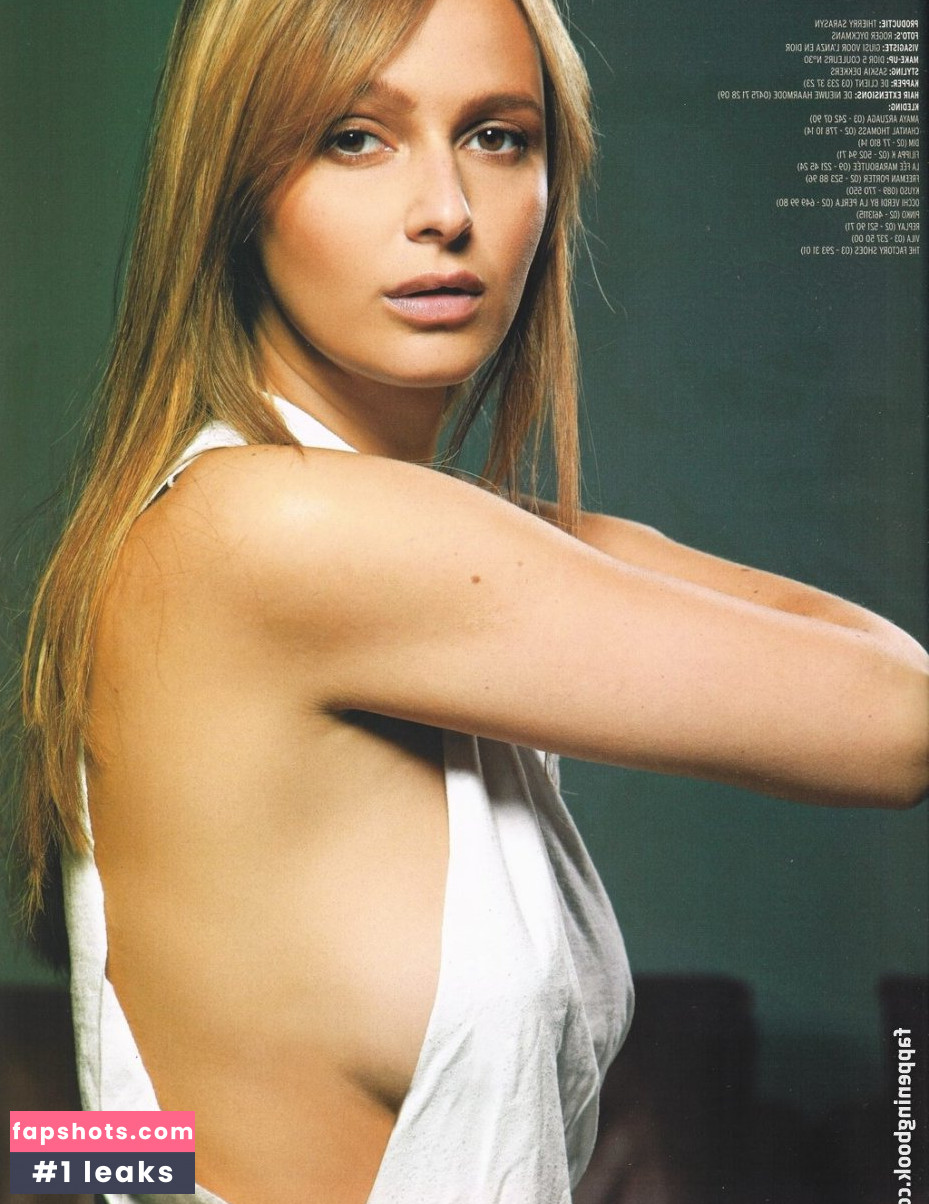 Isabelle Adam gallery photo #5