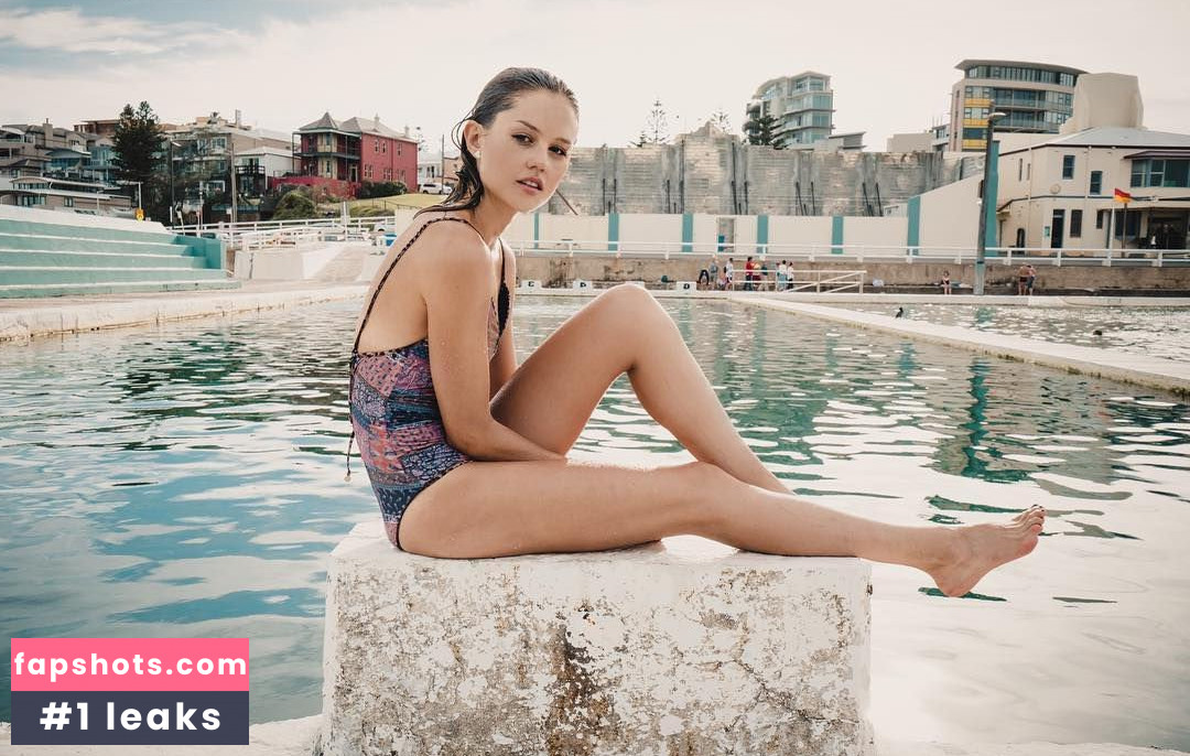 Isabelle Cornish Nude Leaks OnlyFans Photos #72 - LeakJerk