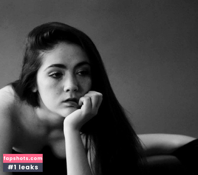 Isabelle Fuhrman gallery photo #34