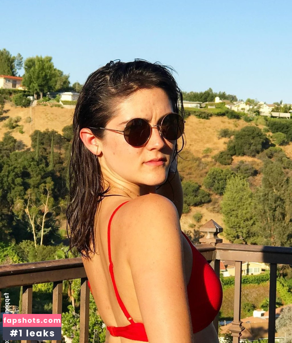 Isabelle Fuhrman gallery photo #54