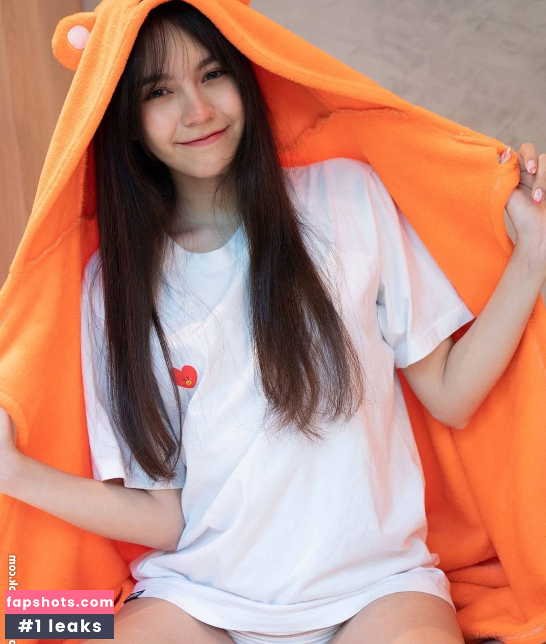 Isabelle Haris gallery photo #122