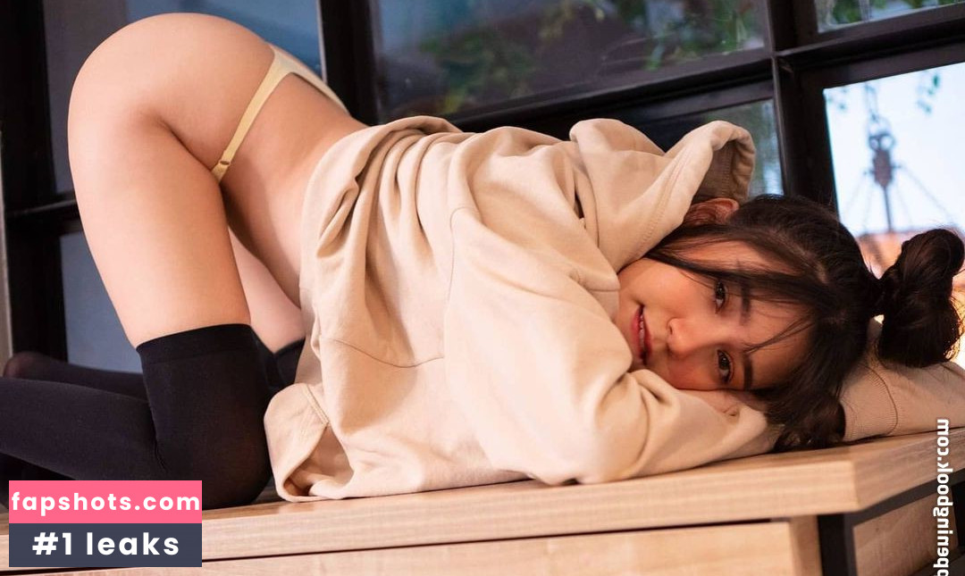 Isabelle Haris gallery photo #142