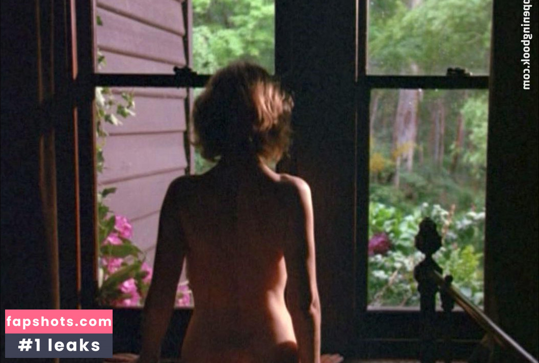 Isabelle Huppert gallery photo #105