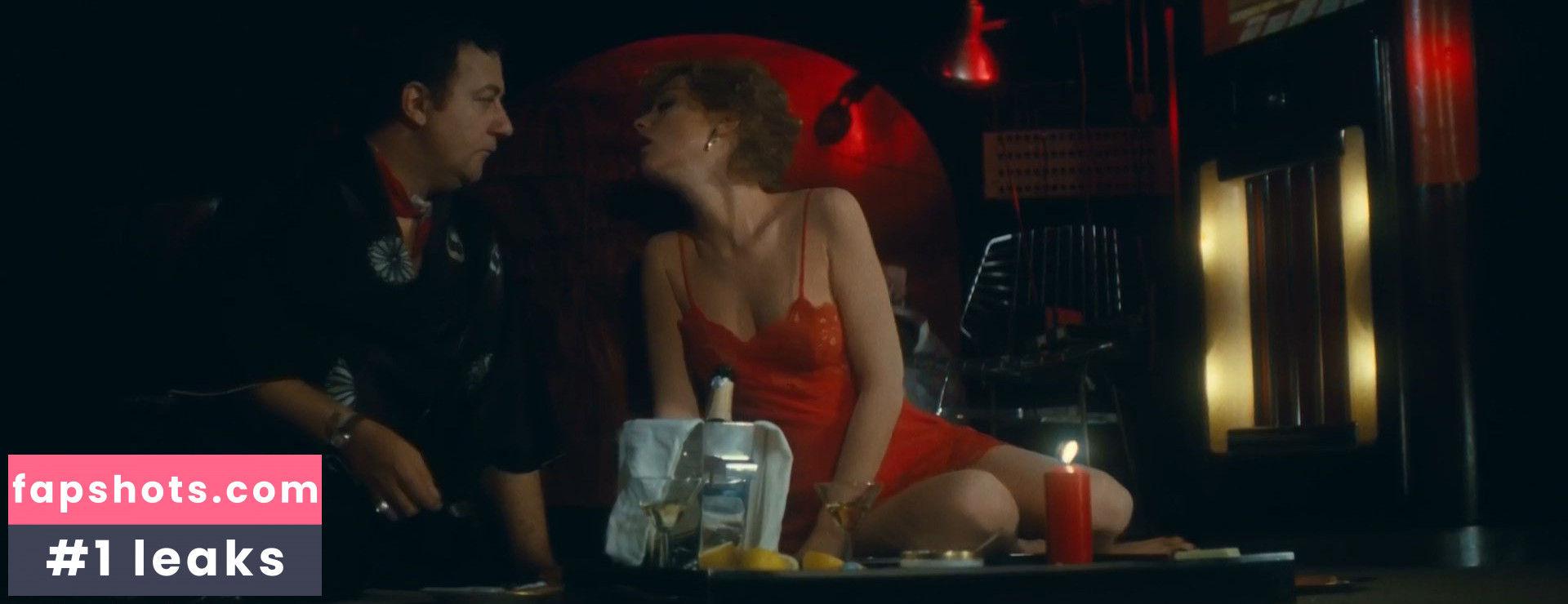 Isabelle Huppert gallery photo #29