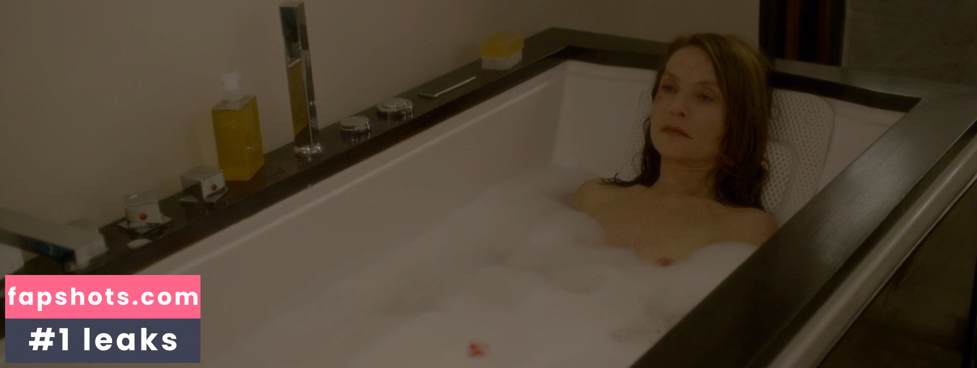 Isabelle Huppert gallery photo #38