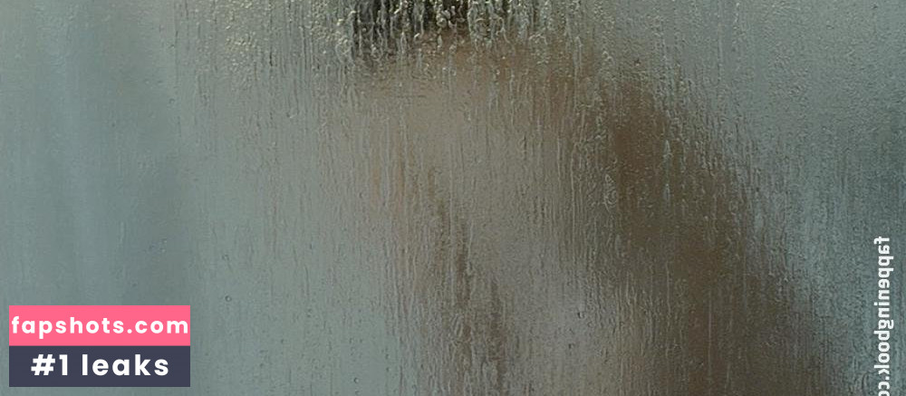 Isabelle Huppert gallery photo #64