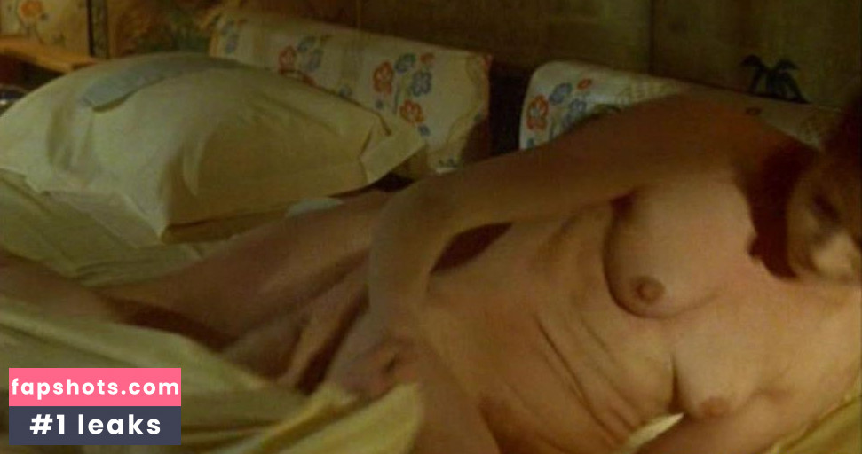 Isabelle Huppert gallery photo #79