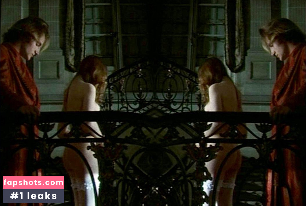 Isabelle Huppert gallery photo #89