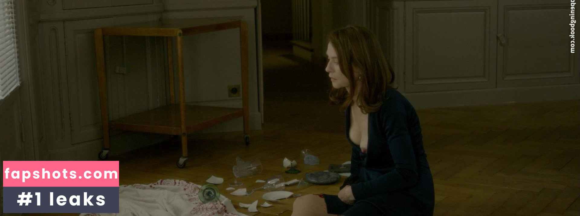 Isabelle Huppert gallery photo #99